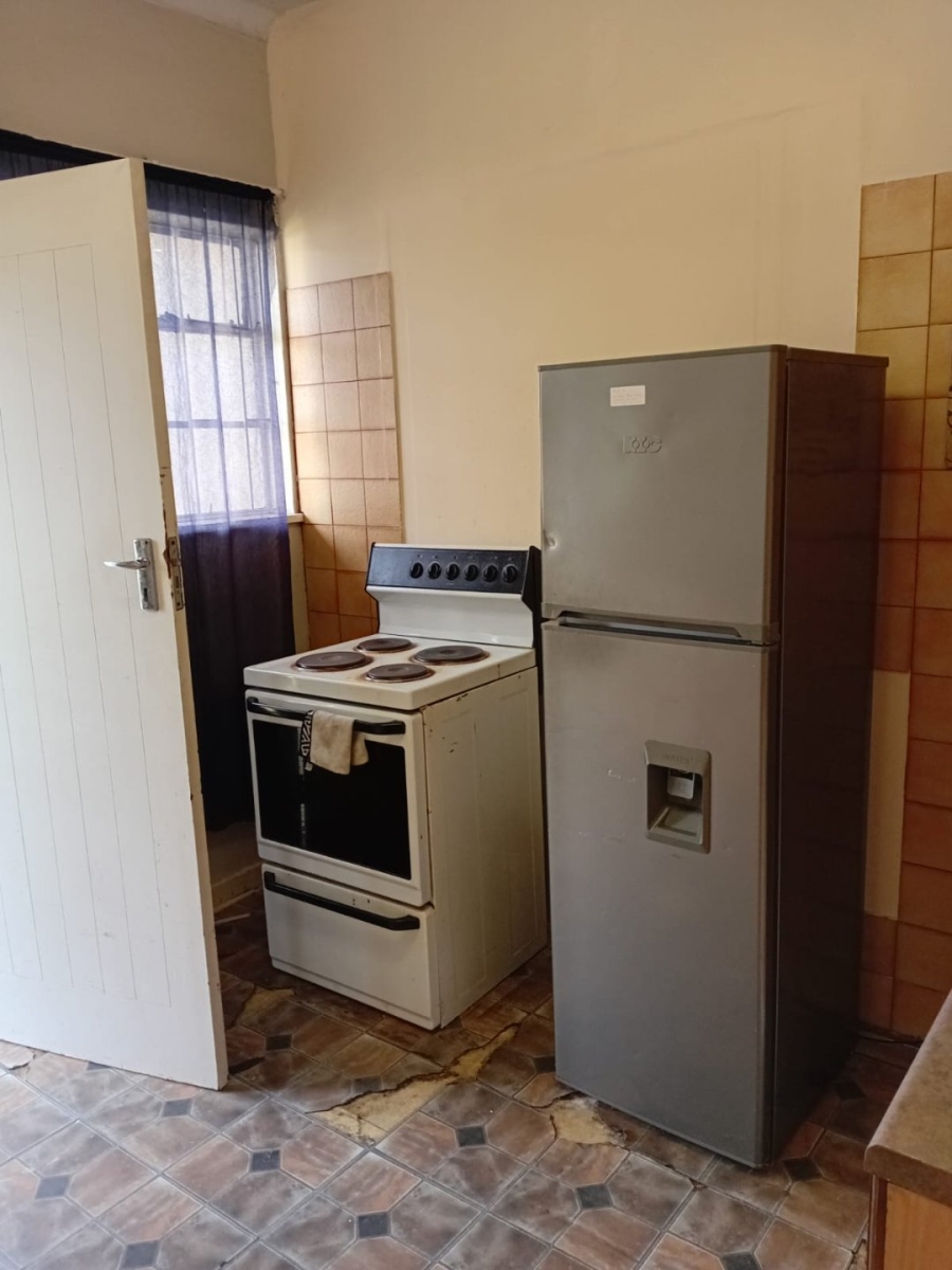 6 Bedroom Property for Sale in Park West Free State